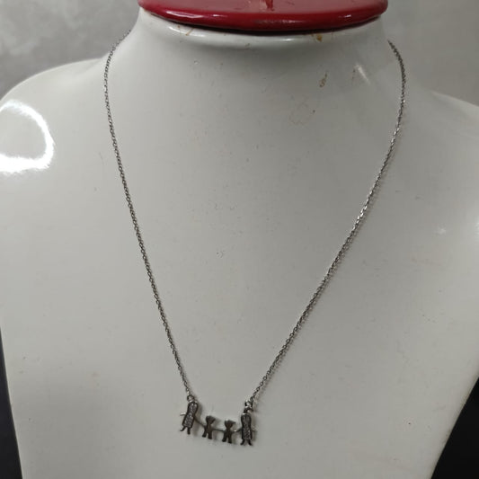 سلسلة فضة