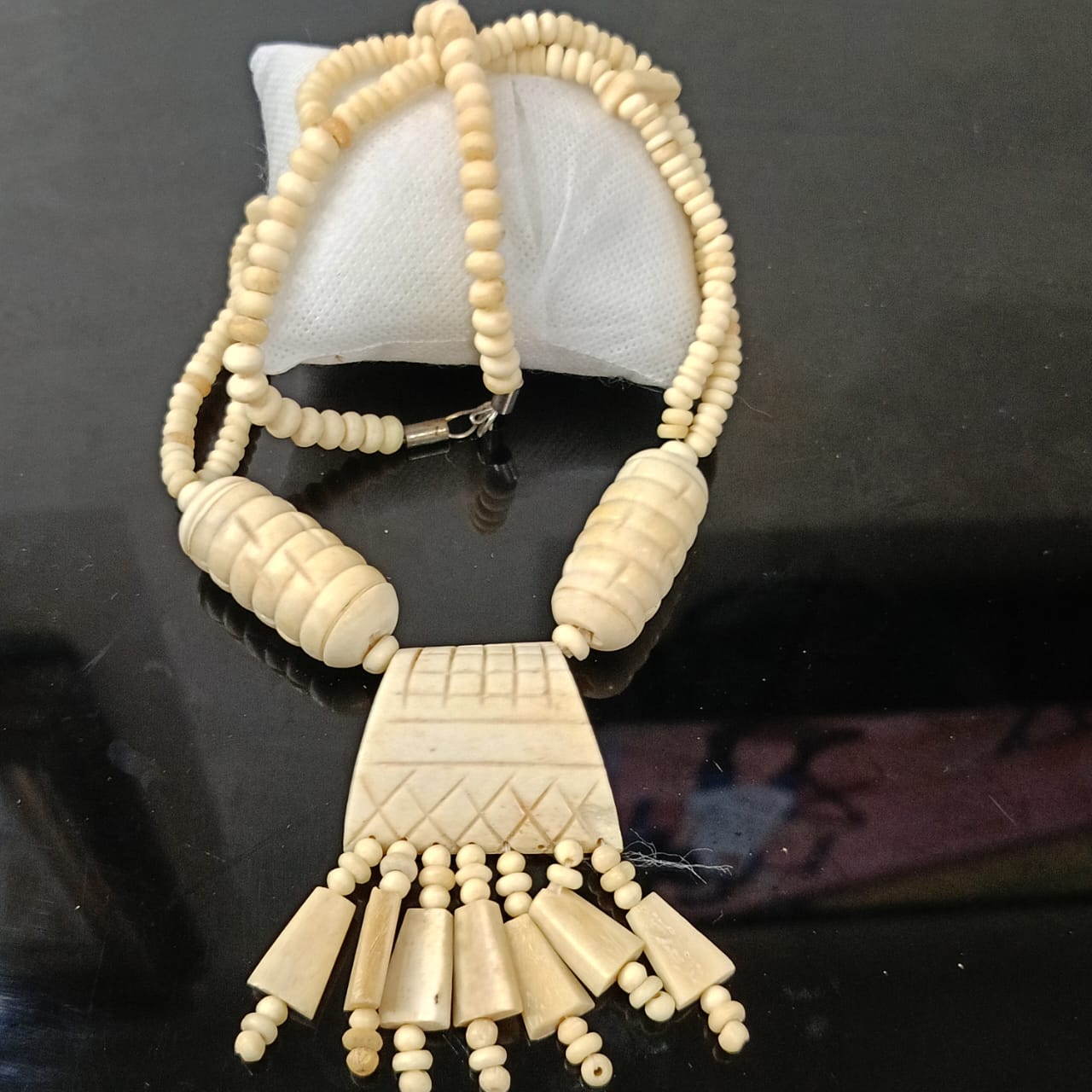 عقد تحفة بالعااج
