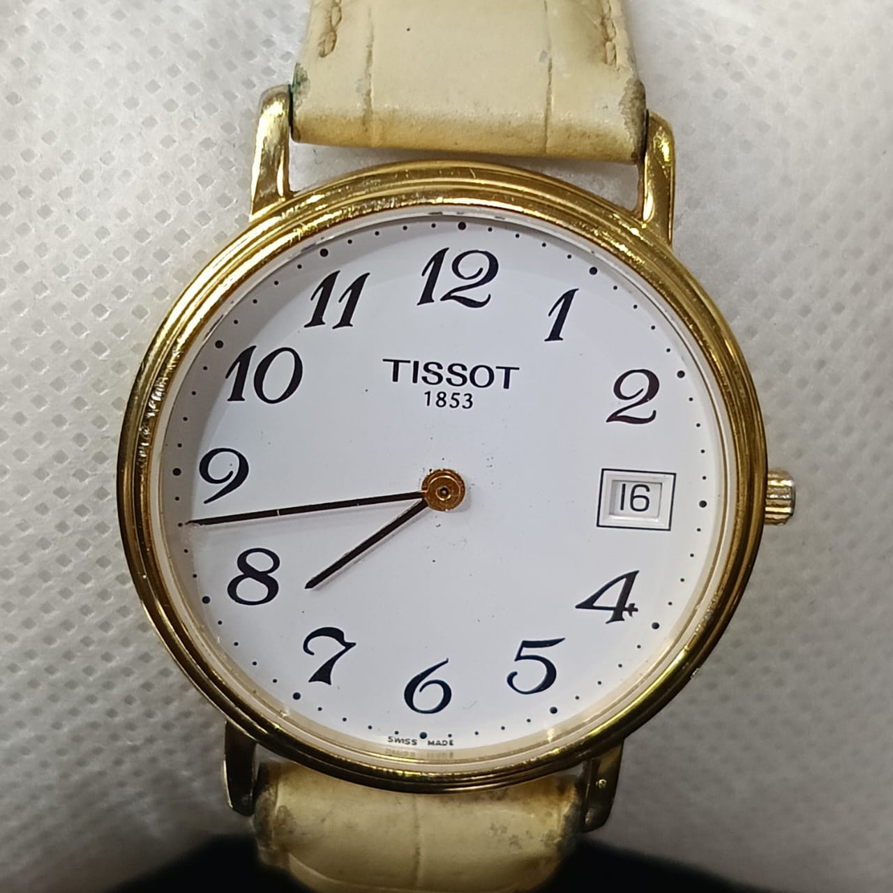Montre Tissot Quartz extra plat