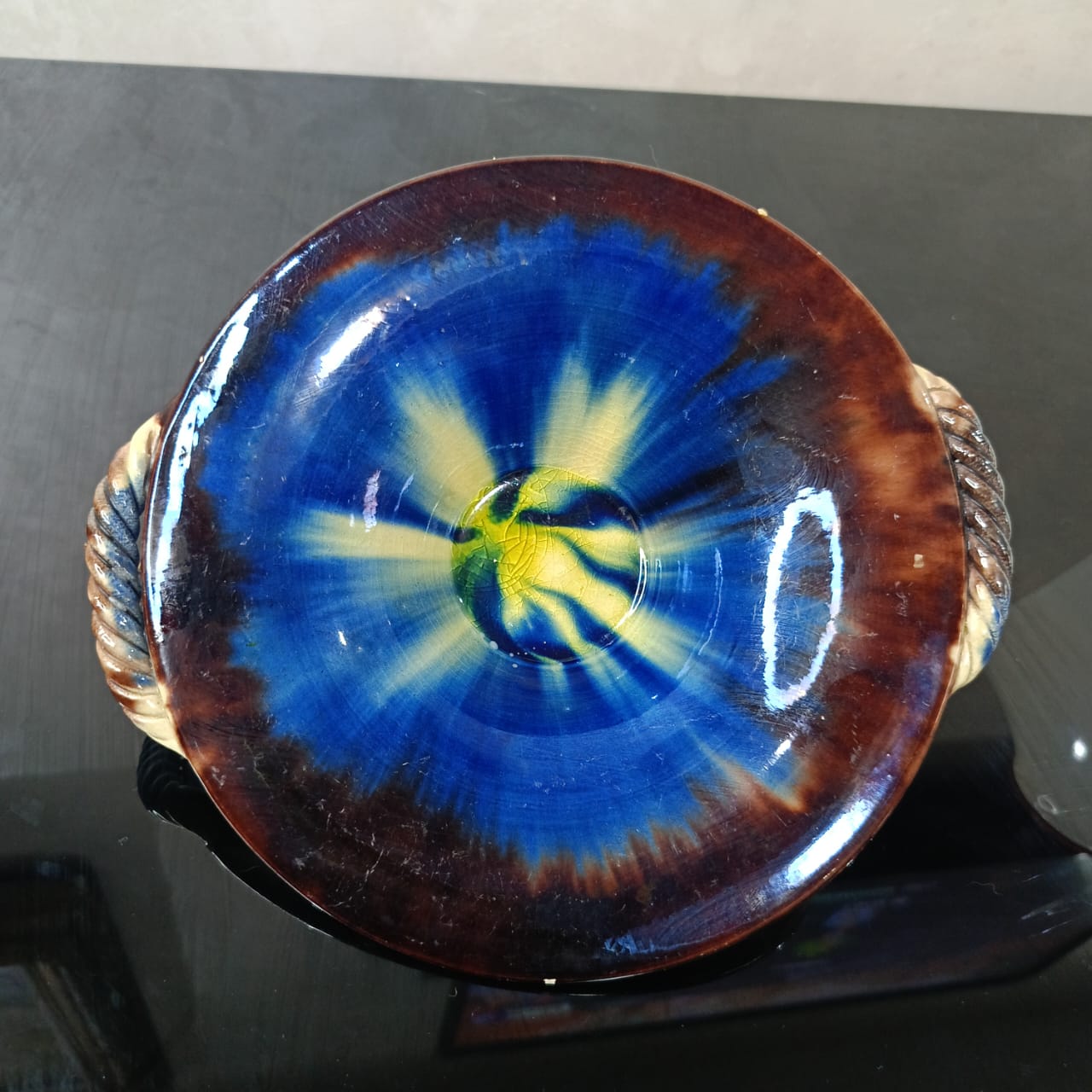 Ancien vase signé