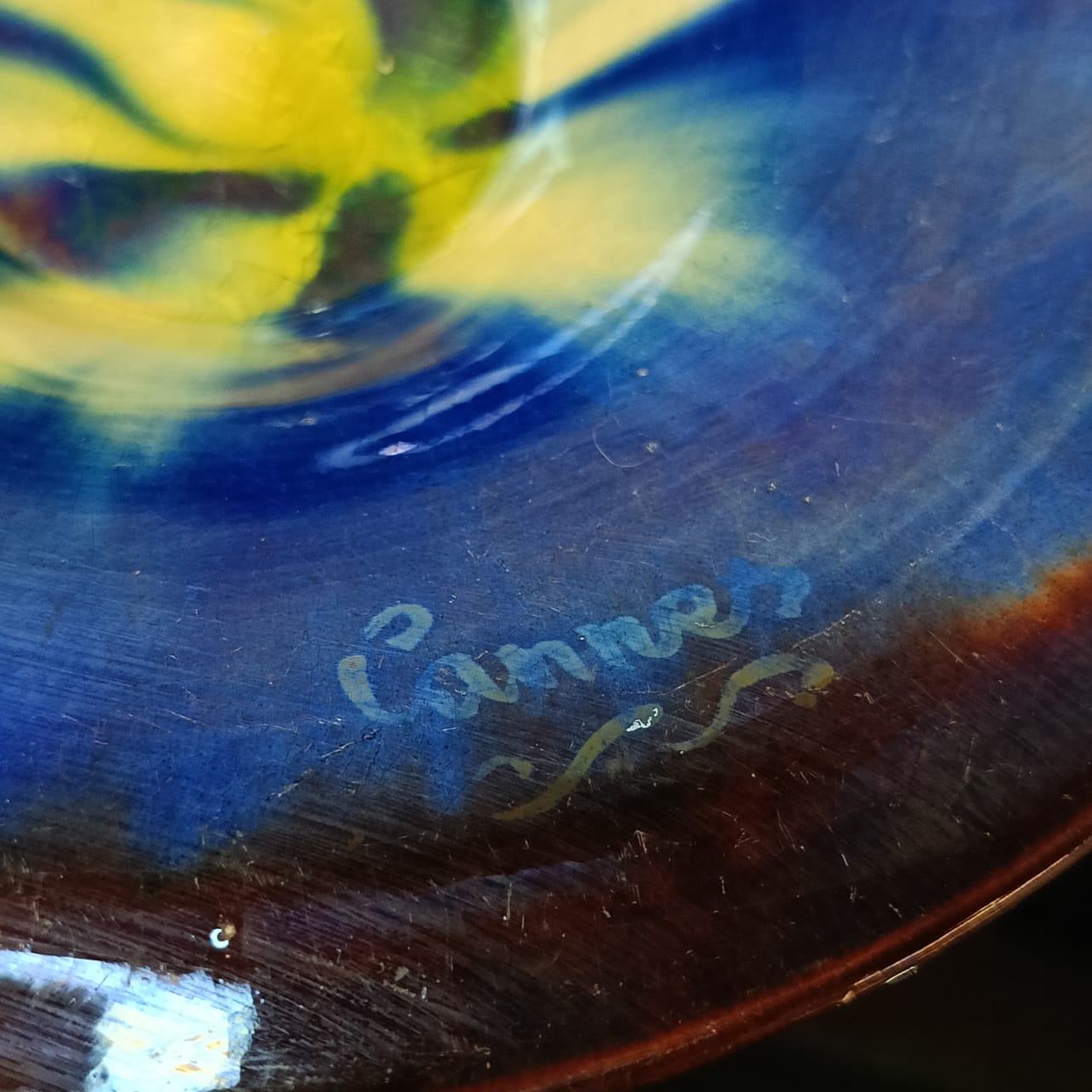 Ancien vase signé