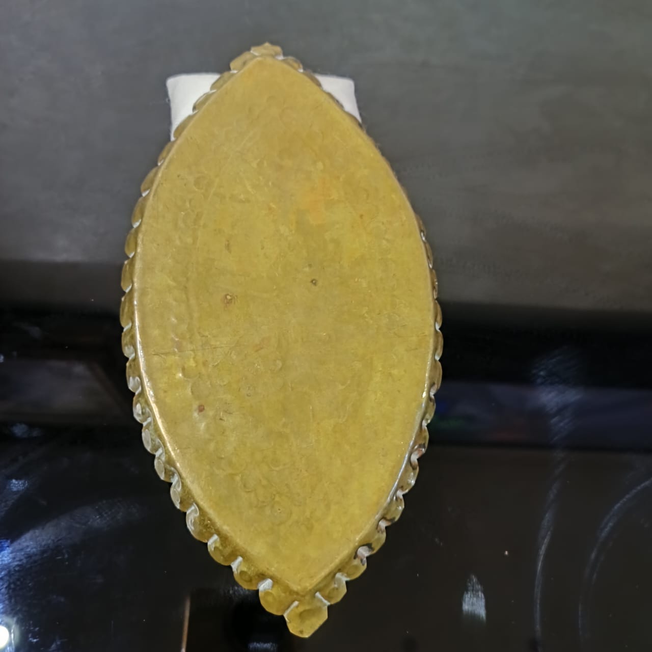 سينية تحفة ديكور منقوشة