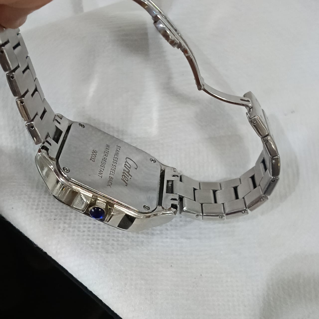 Montre quartz neuf