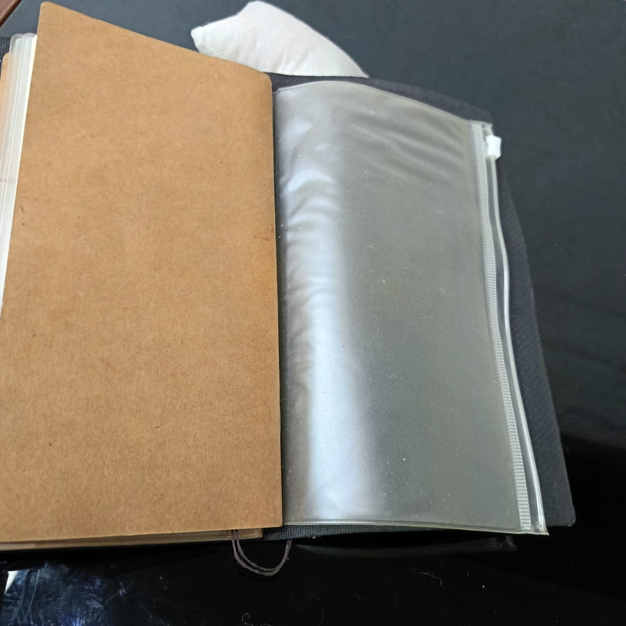 Bloc notes en cuir vintage original rare