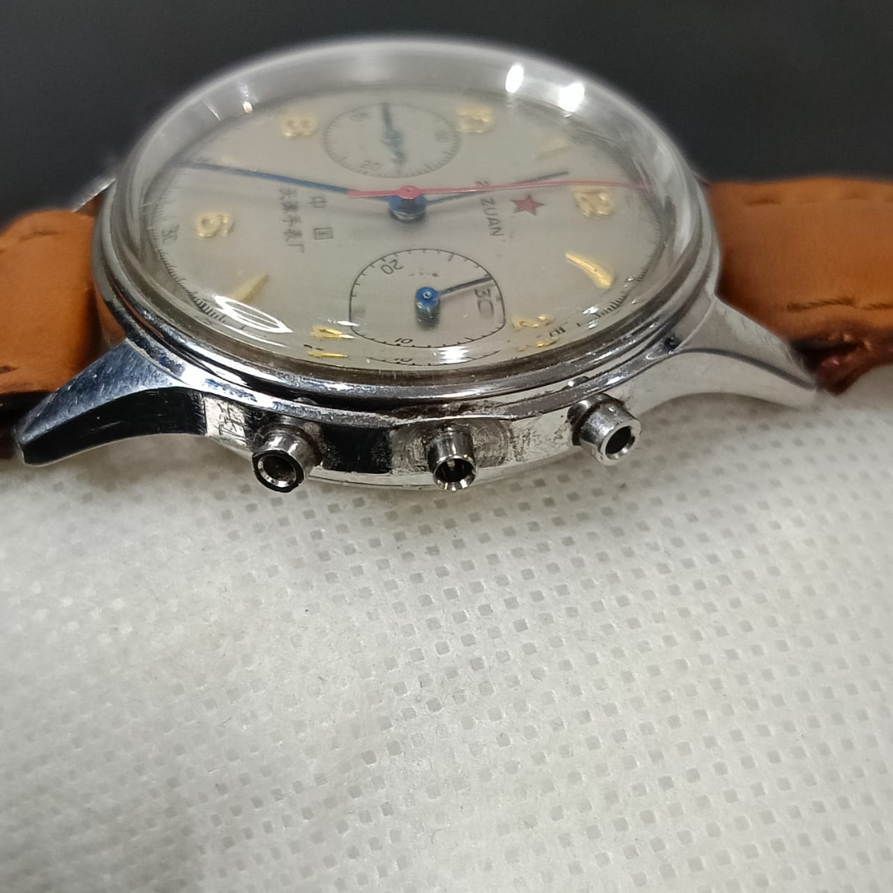 Montre chinois chronographe