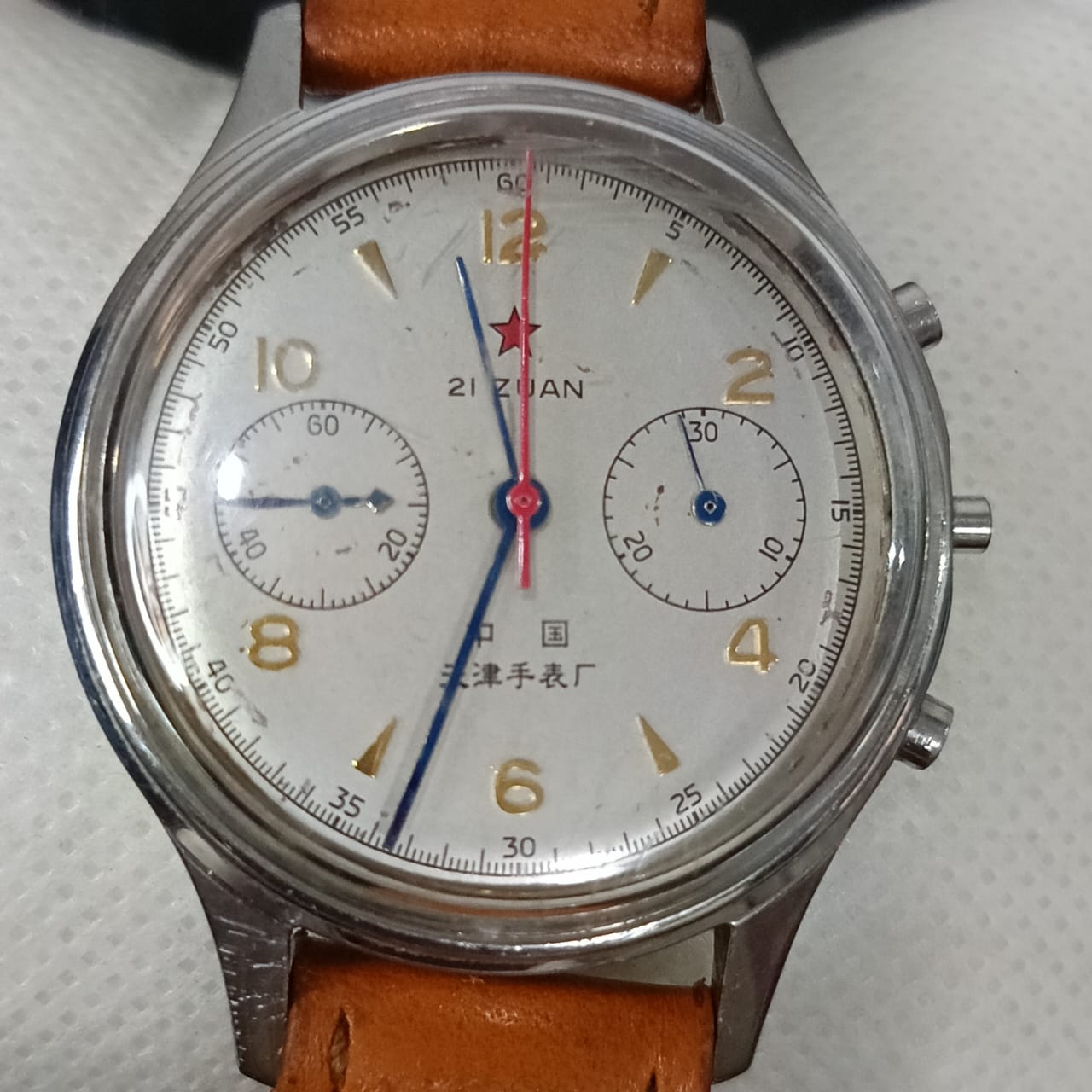 Montre chinois chronographe
