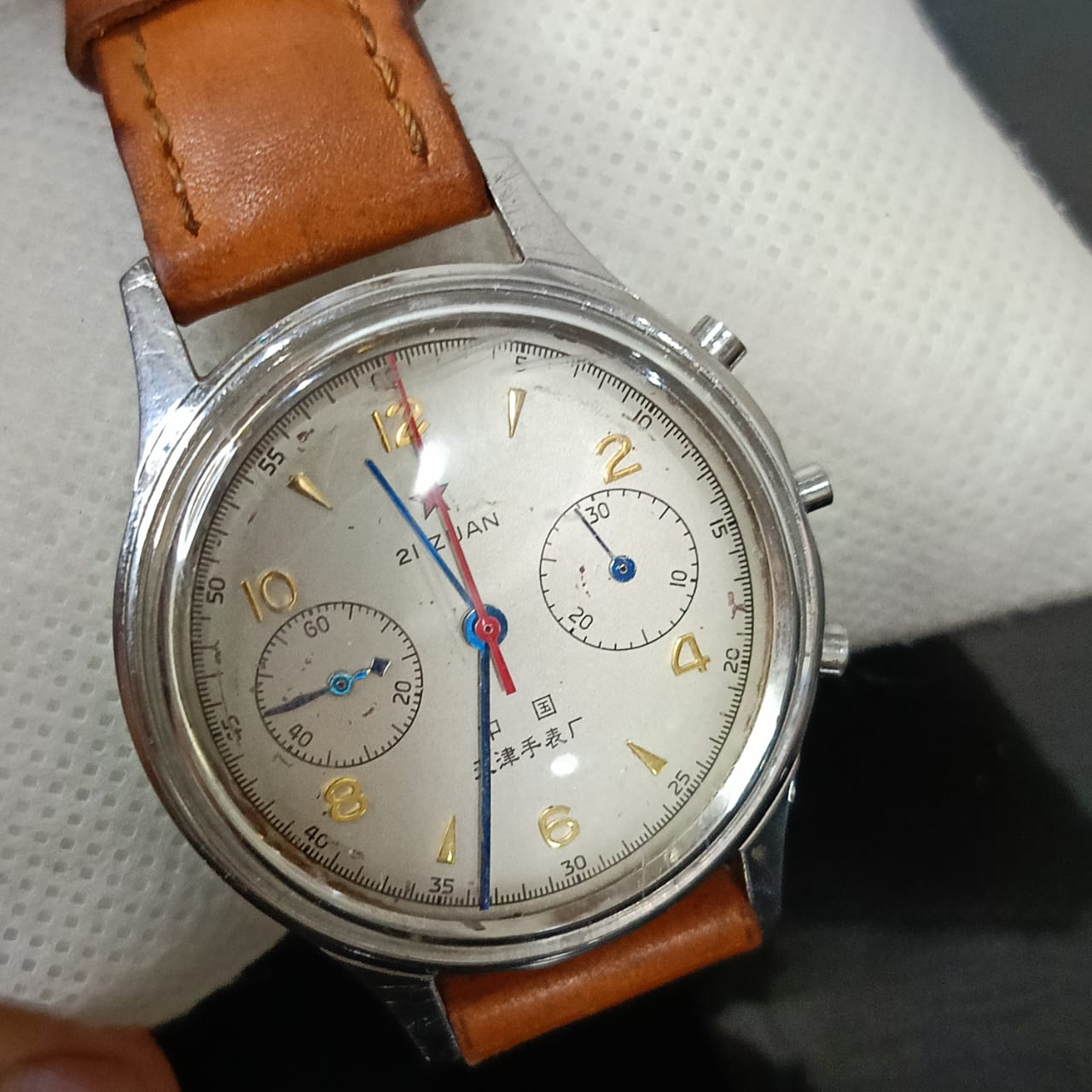 Montre chinois chronographe