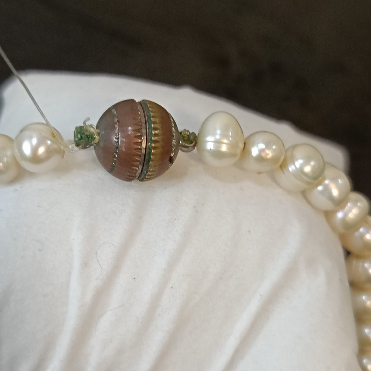 عقد لؤلؤ طبيعي صغير