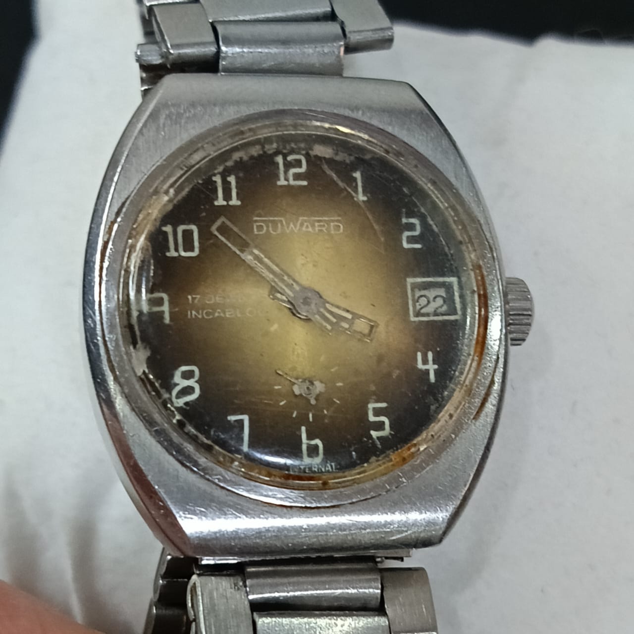 Montre mécanique vintageعاطلة