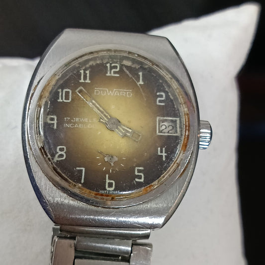 Montre mécanique vintageعاطلة