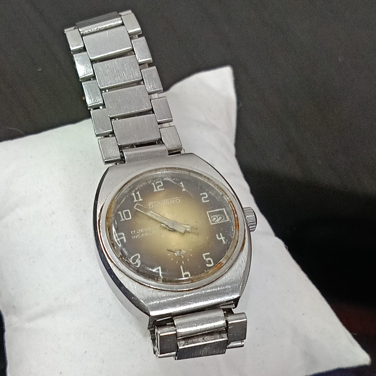 Montre mécanique vintageعاطلة