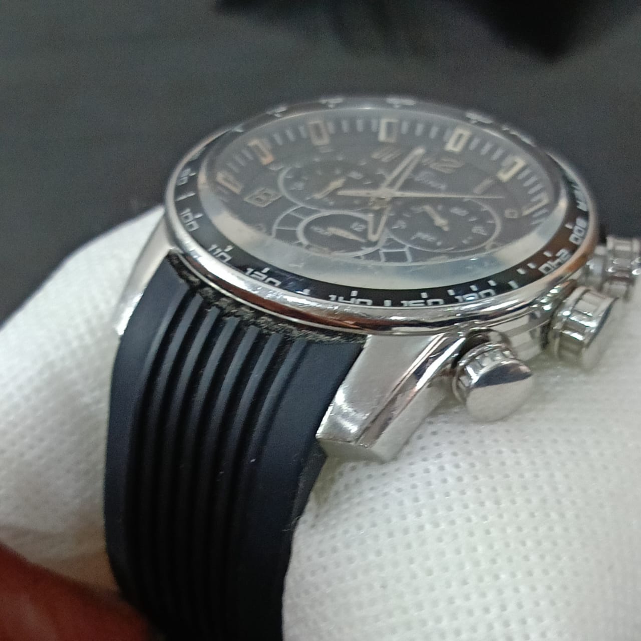 Montre rovina Suisse chronographe original