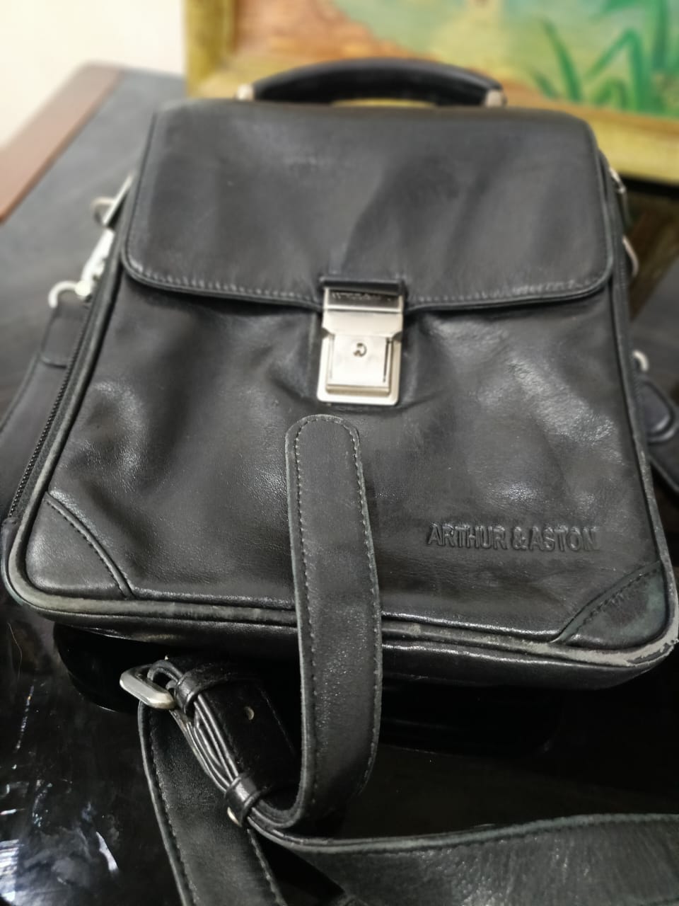 Sacoche Arthur aston en cuir vintage original