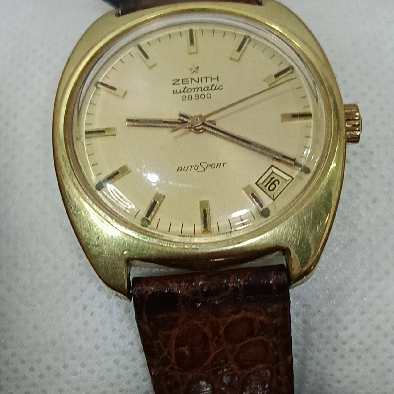 Montre Zenith automatique original plaqué or vintage