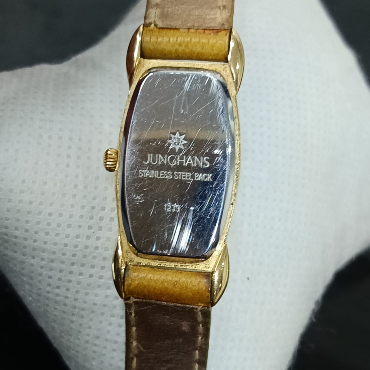 Montre junchance Quartz femme plaqué or vintage original