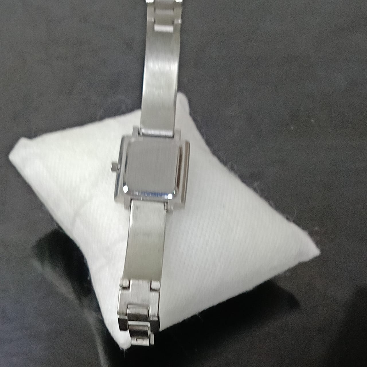 Montre quartz original femme titanium