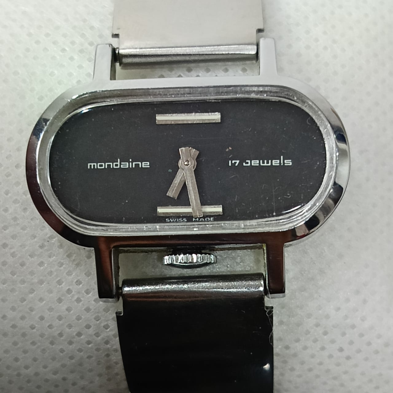 Montre mondaine suisse mécanique femme plaqué or blanc