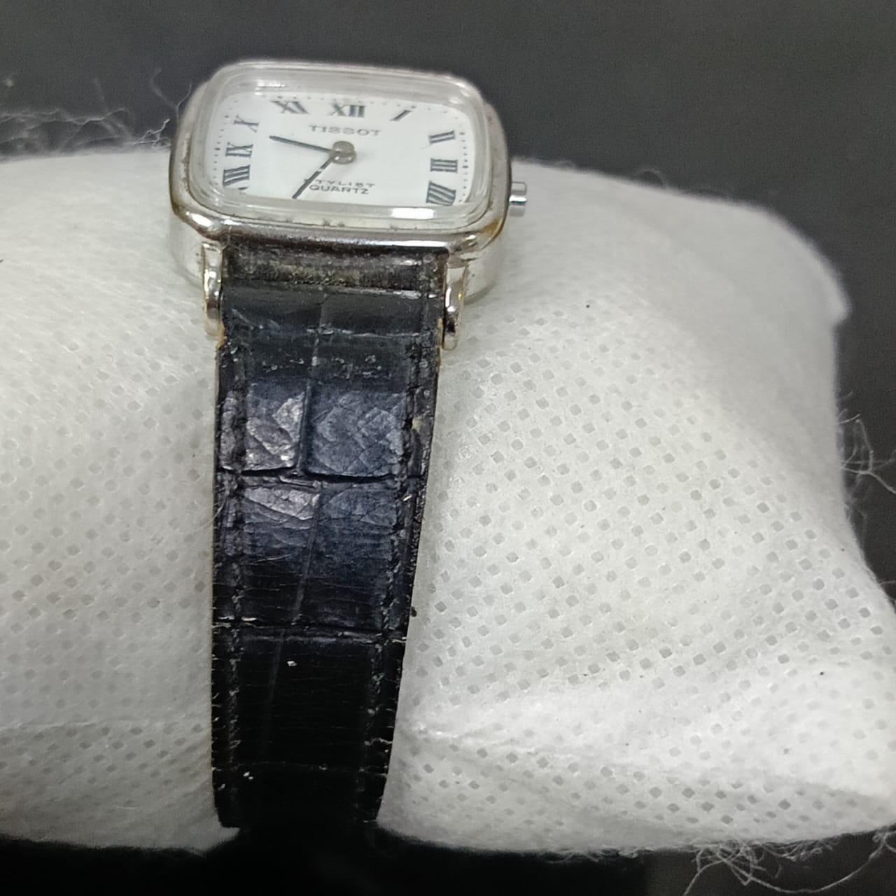 Montre Tissot quartz original femme plaqué or blanc