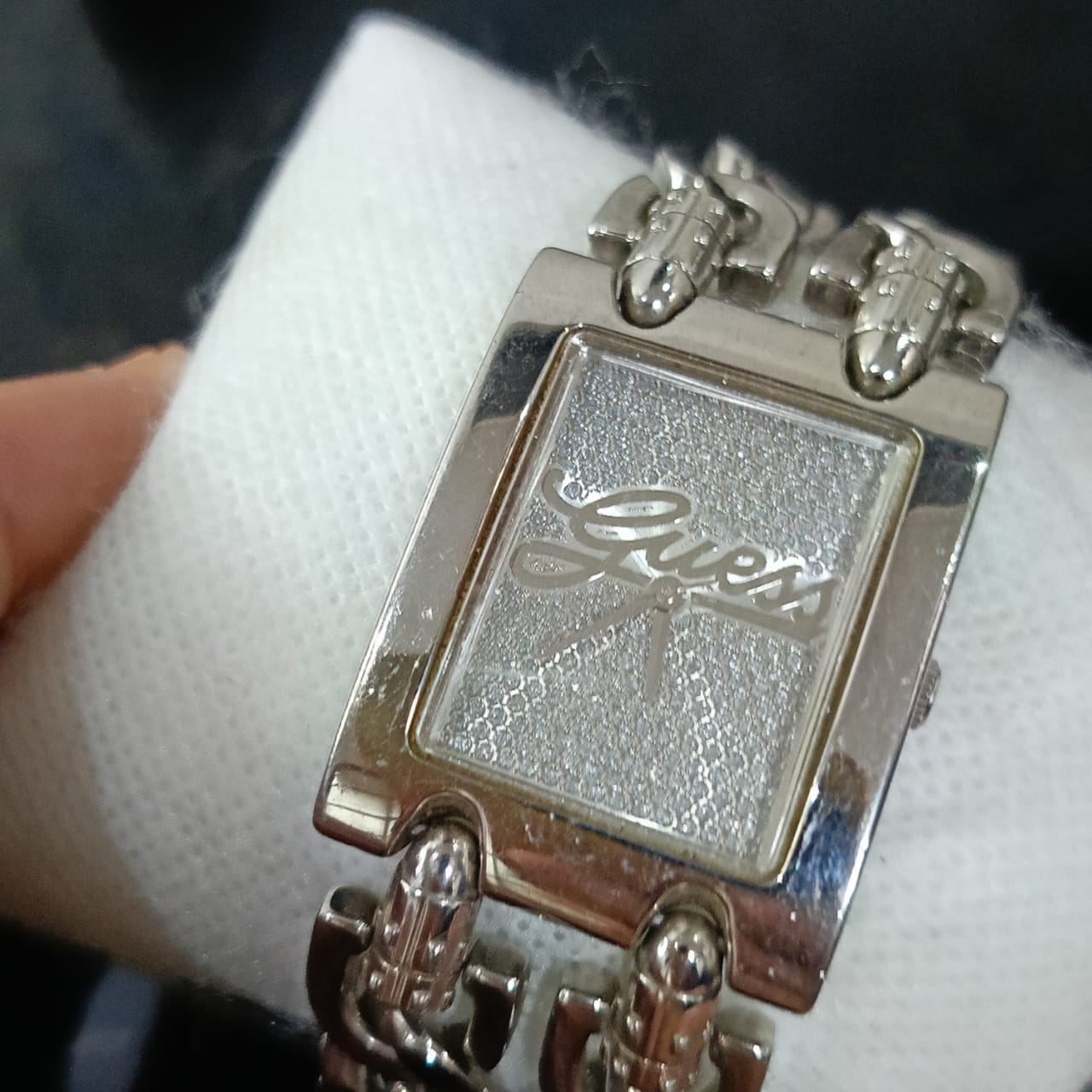 Montre Guess Femme original plaqué or Blanc