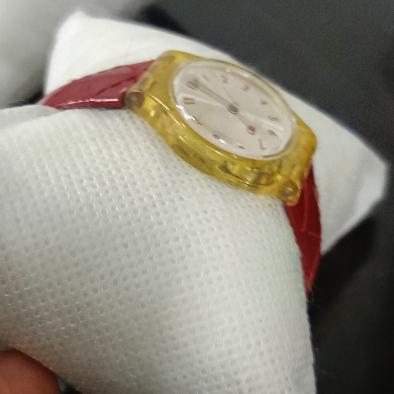 Montre swatch femme original