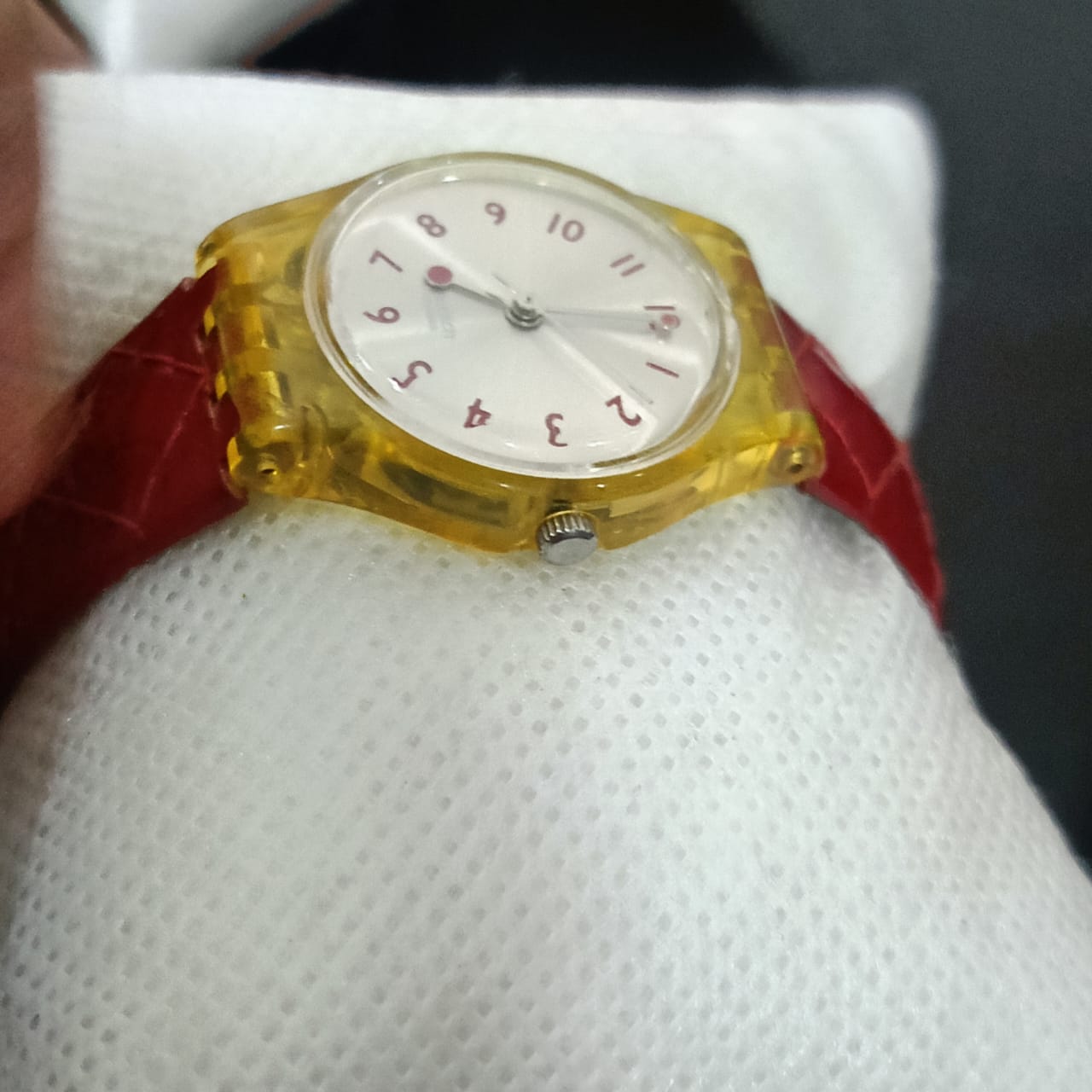 Montre swatch femme original