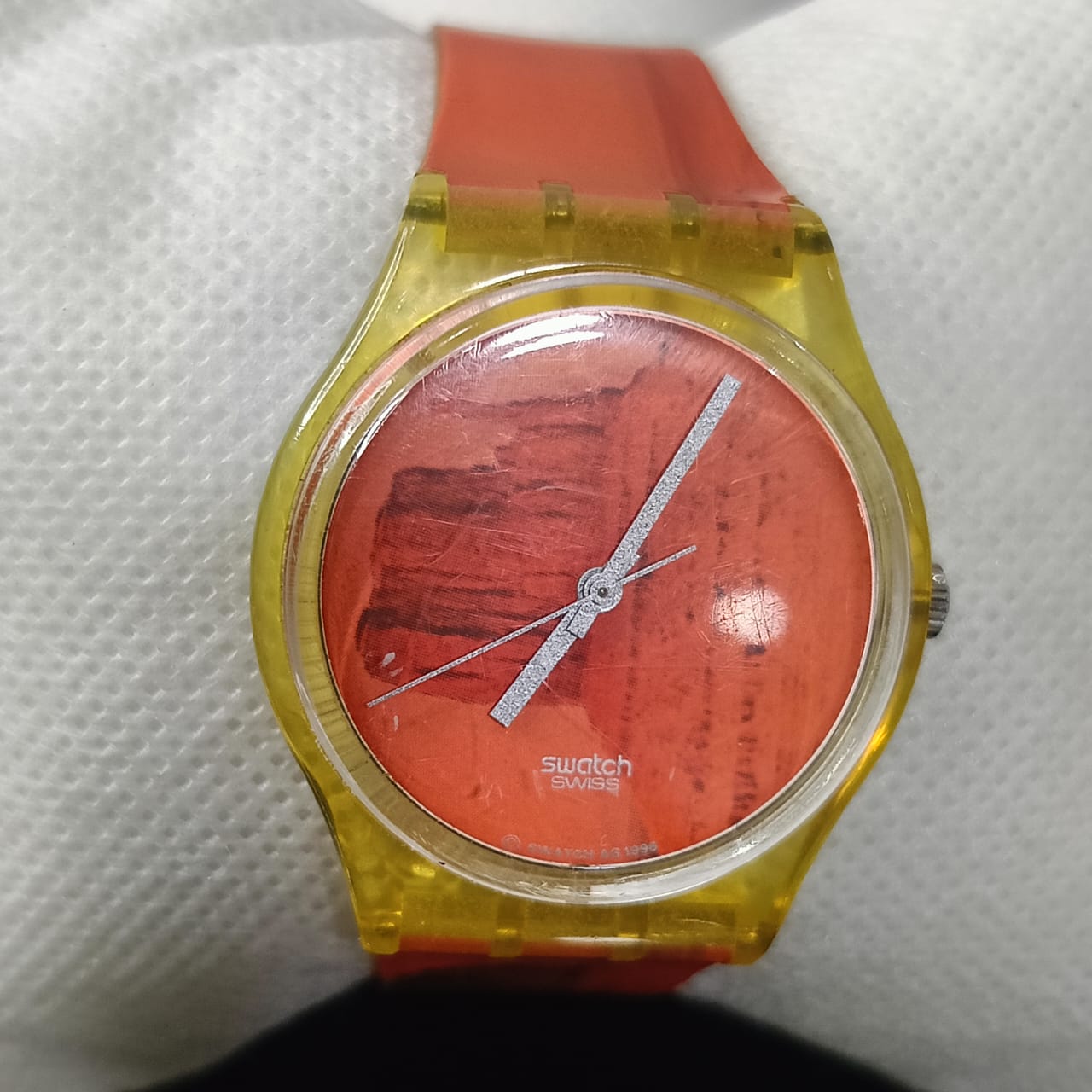 Montre swatch femme original