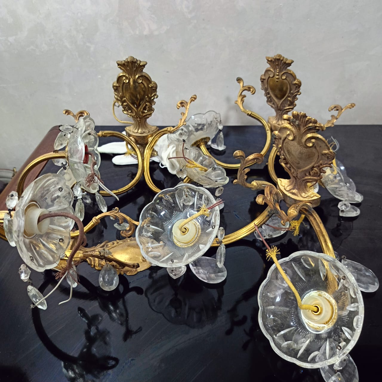 04 appliques bronze et cristal