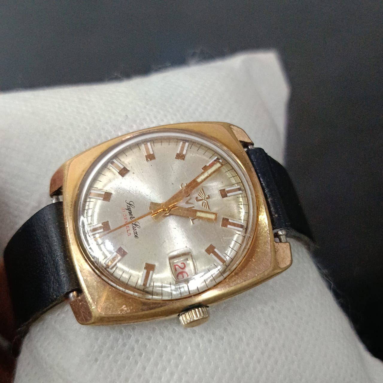 Montre jovial Suisse mécanique plaqué or vintage original