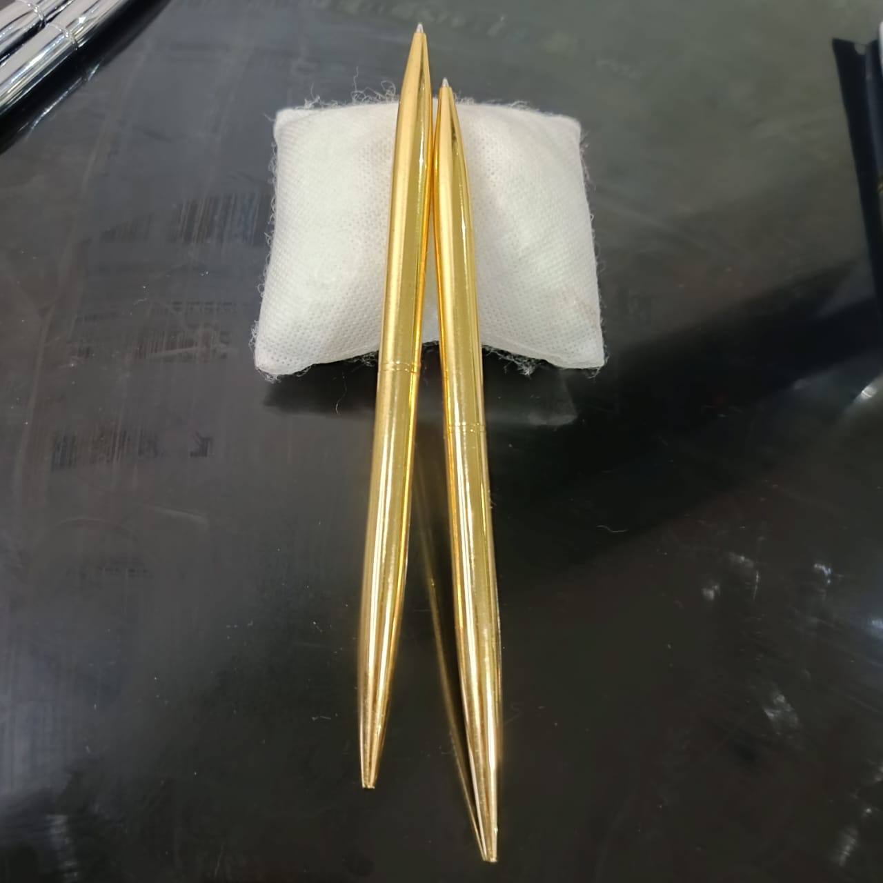 02 stylo plaqué or