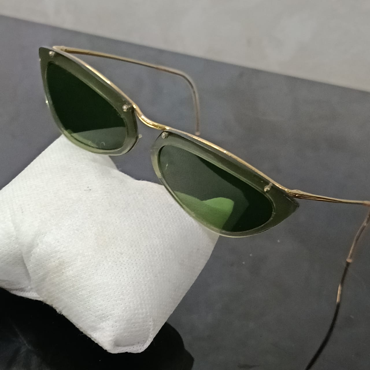 Lunette femme rare vintage or
