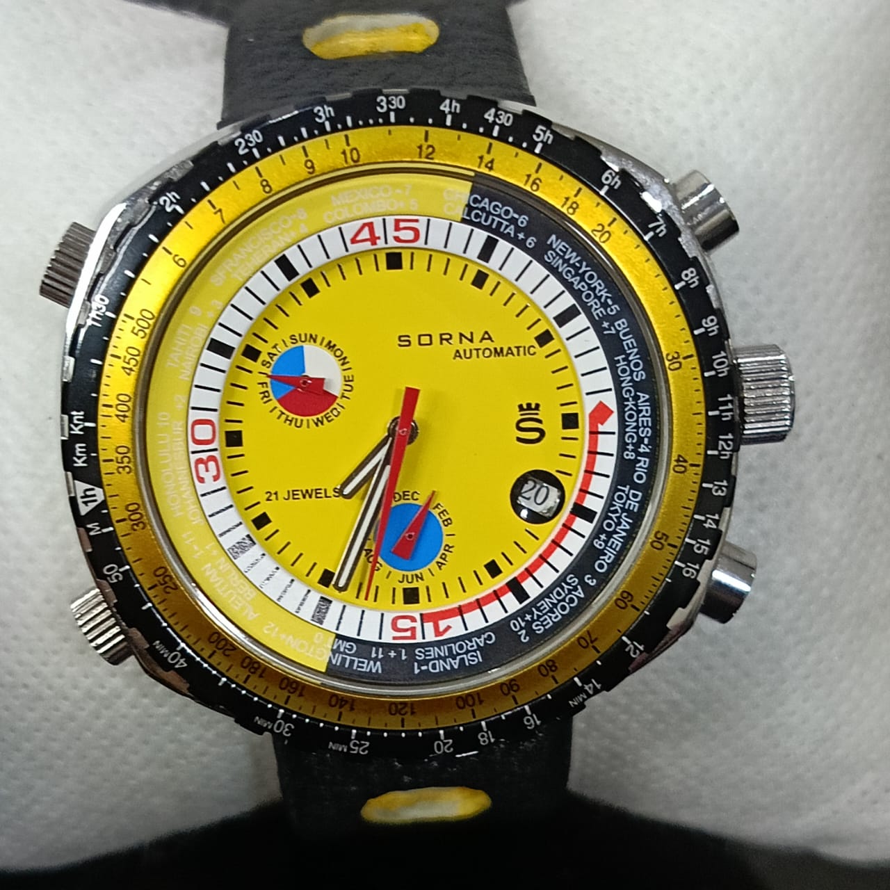 Montre sorna automatique original neuf