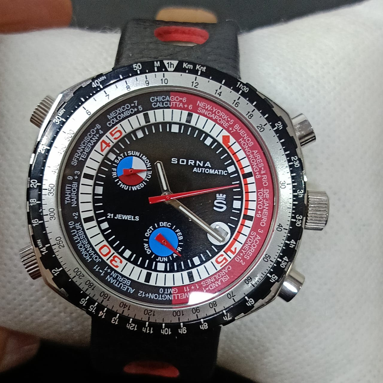 Montre sorna automatique original neuf