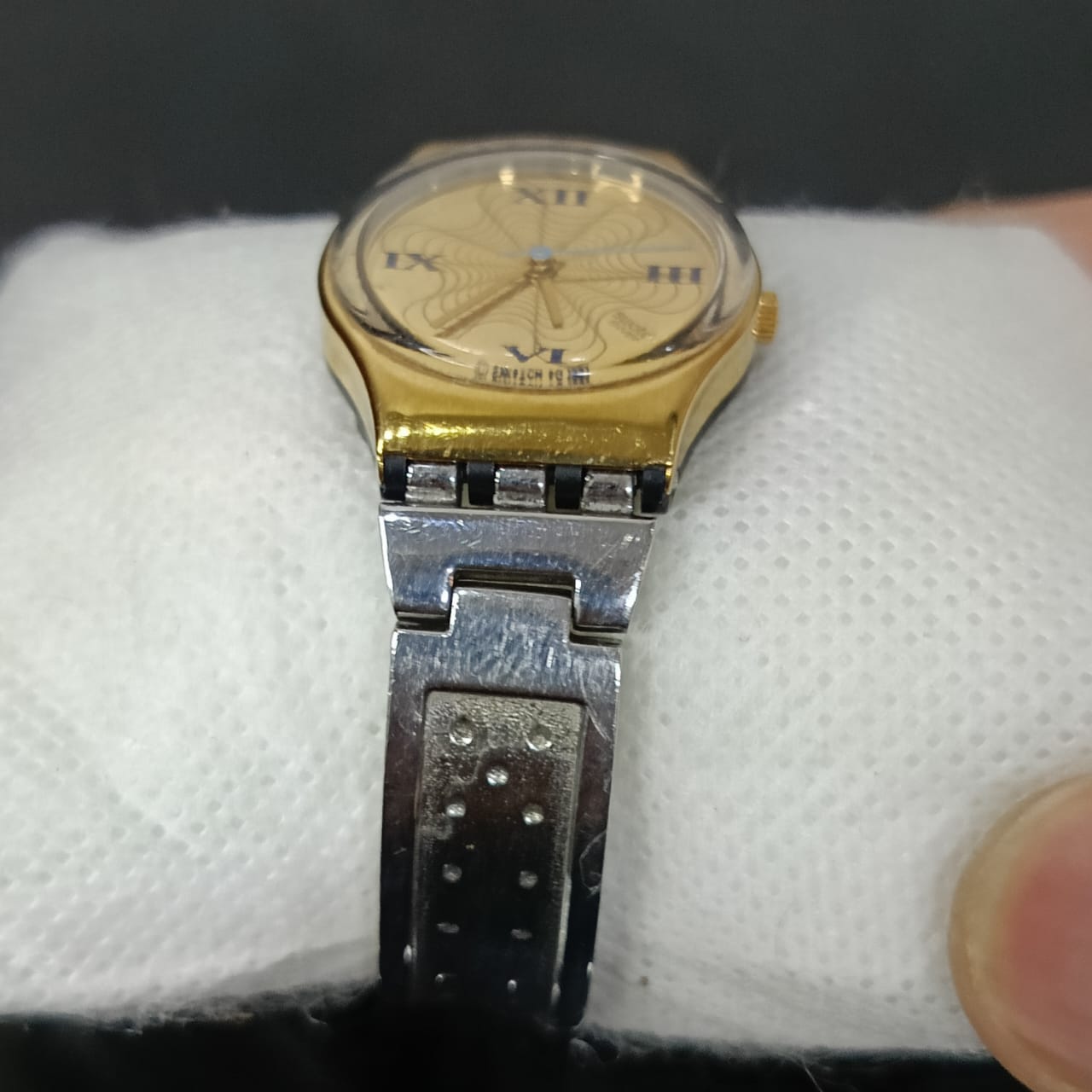 Montre swatch femme original Quartz