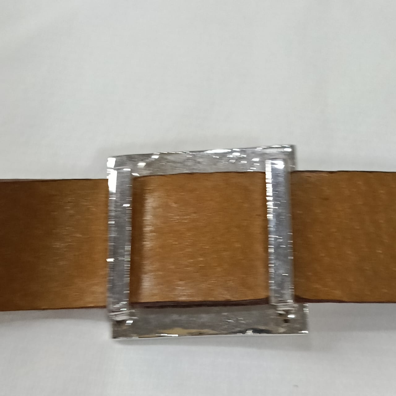Bracelet en cuir Loui Vuitton