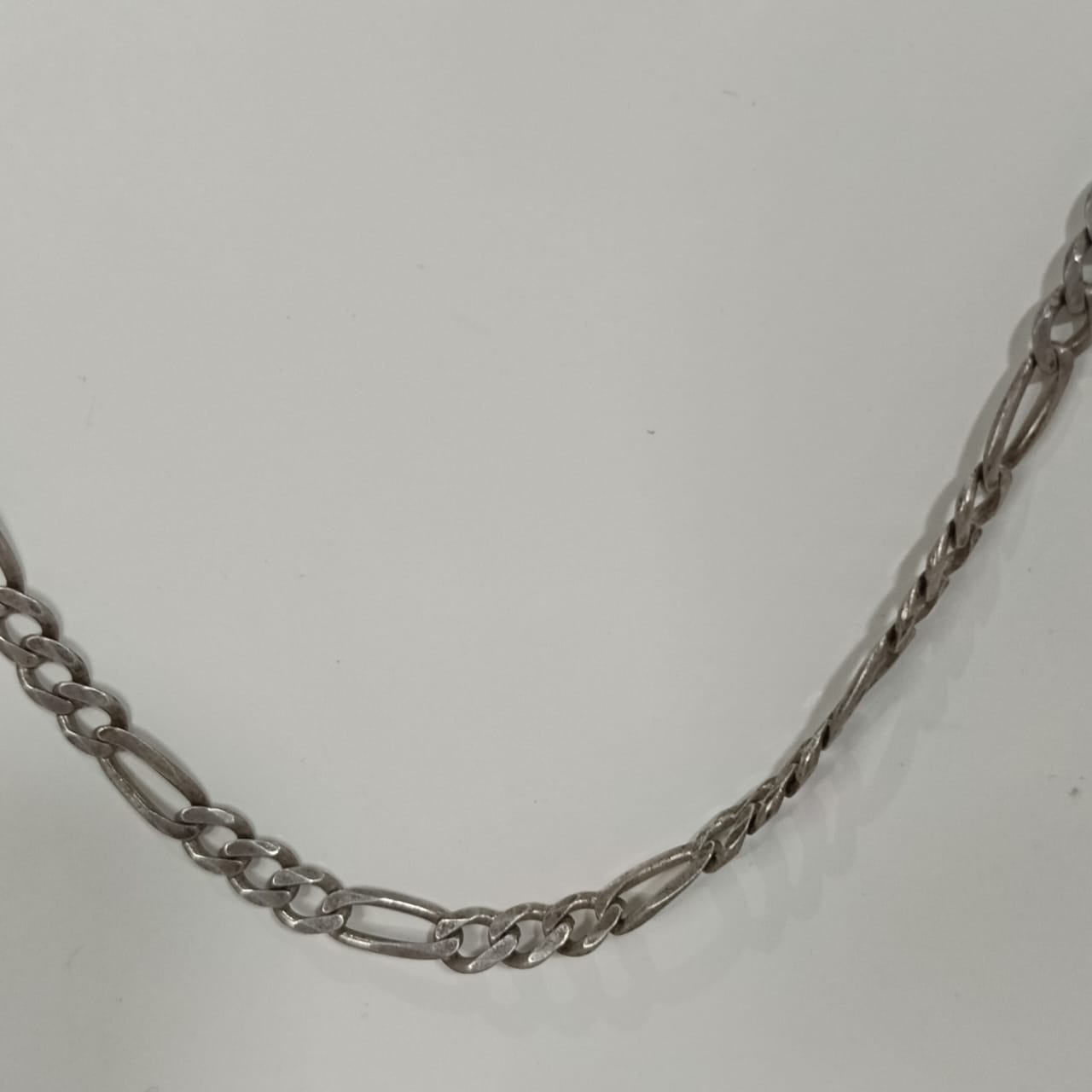 سلسلة فضة تحفة