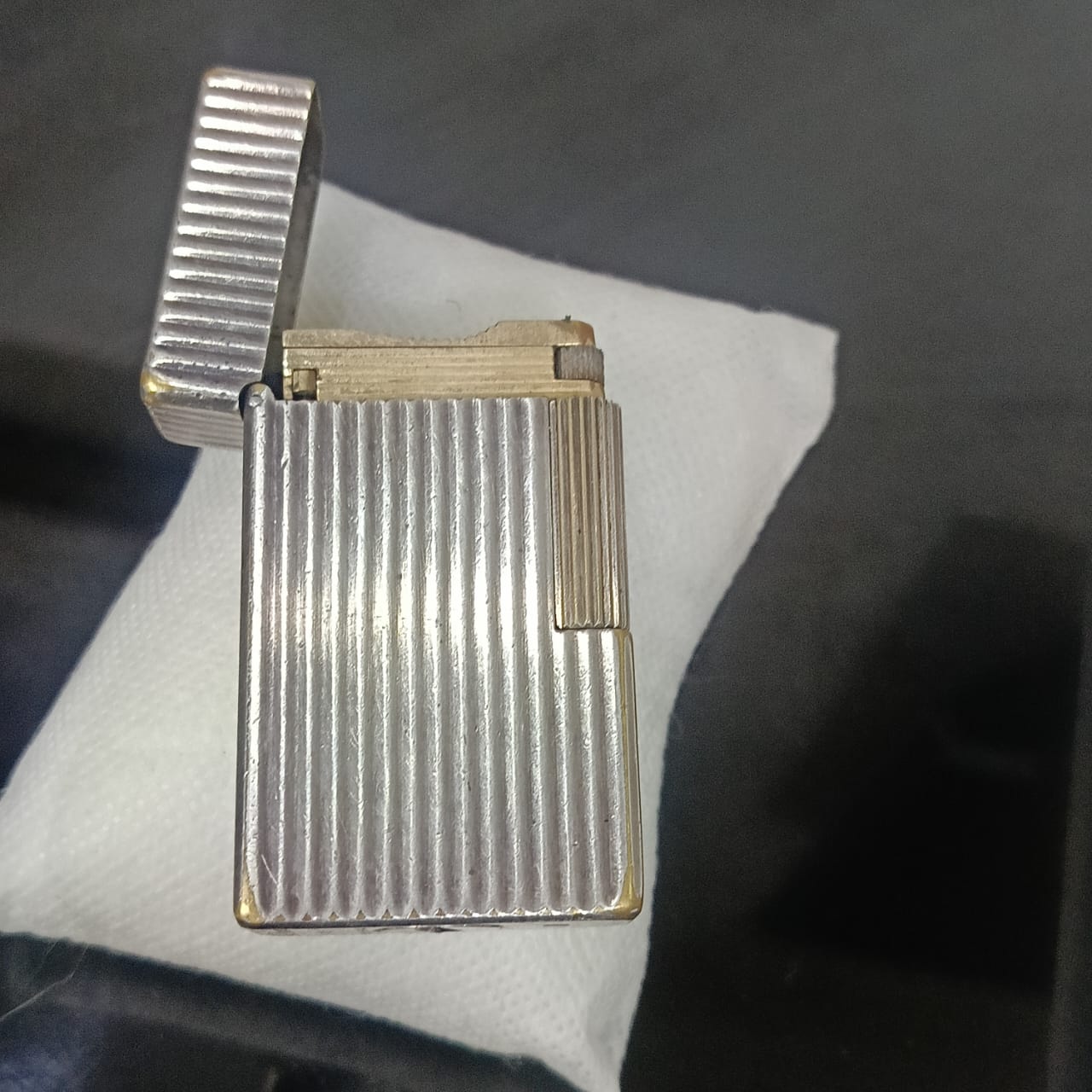 Briquet Dupont argenté antique