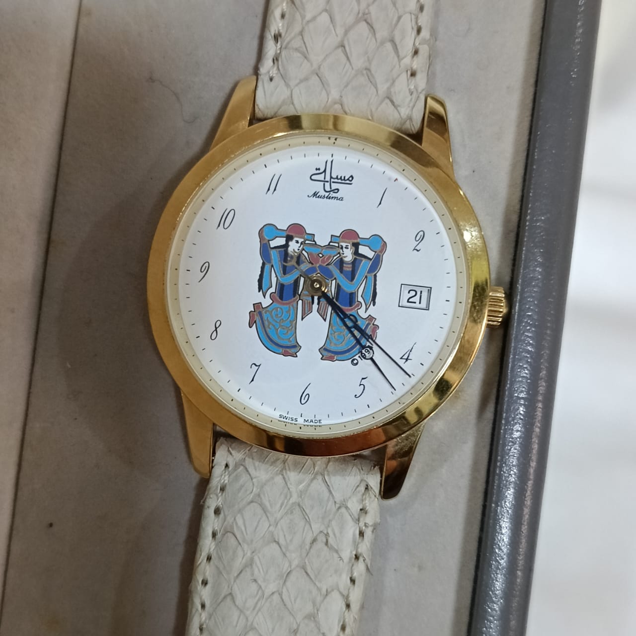Montre muslima مسلمة automatique suisse original en plaqué or 10mm