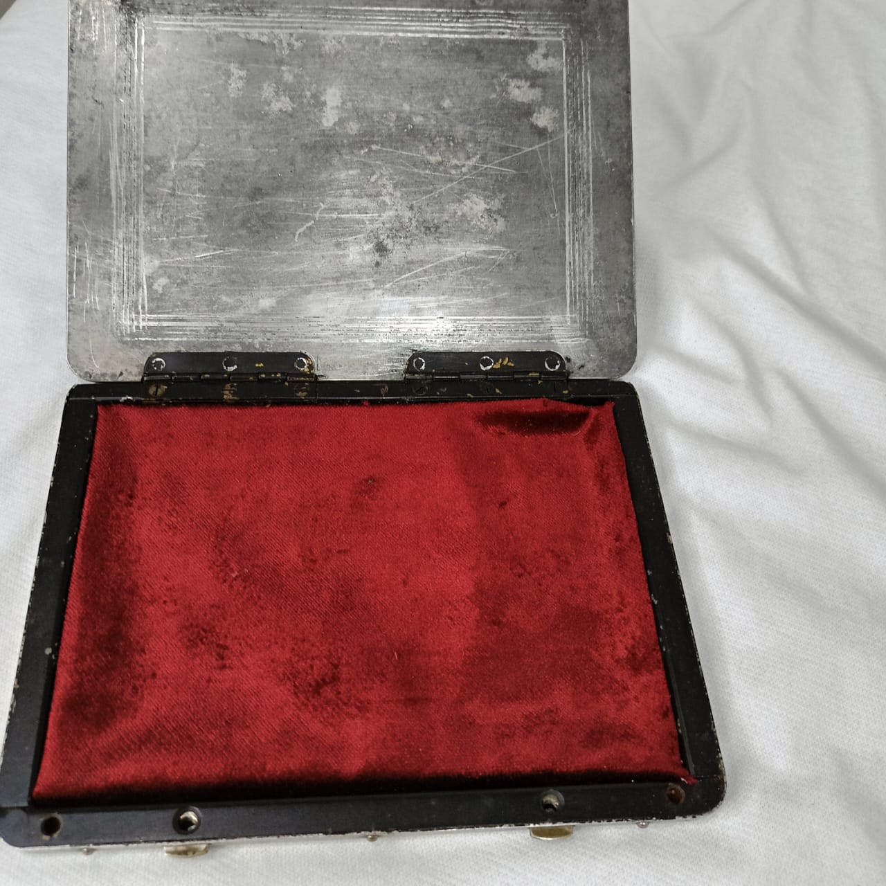 Ancien coffre acier inoxydable vintage original