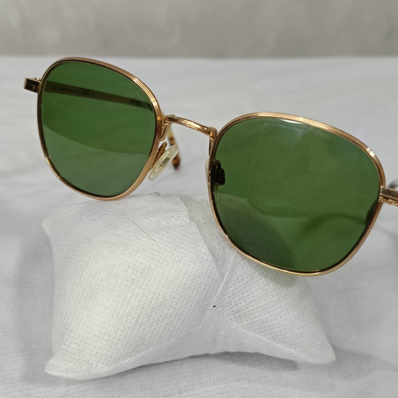 Lunette original en plaqué or vintage