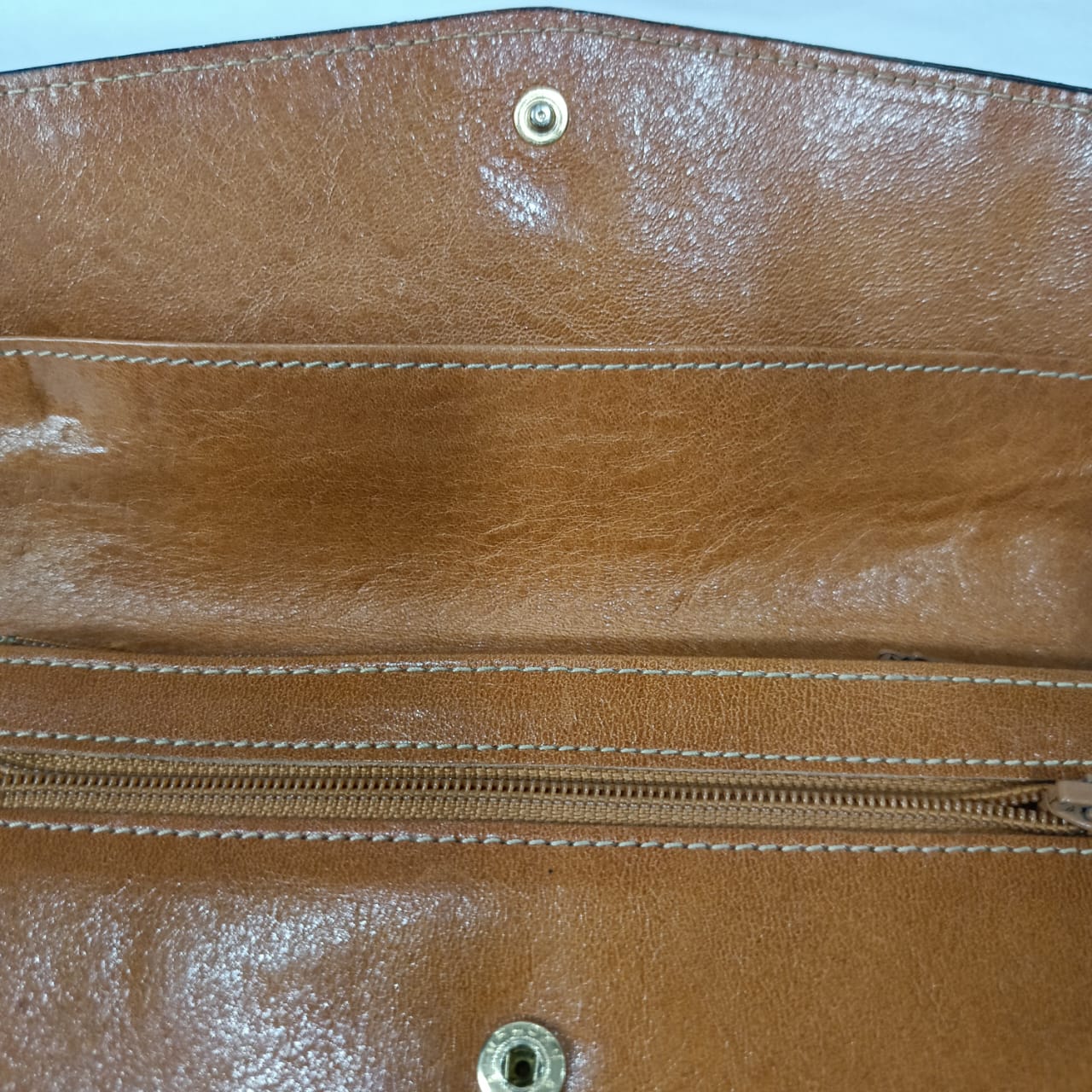 Portefeuille frandi en cuir vintage original