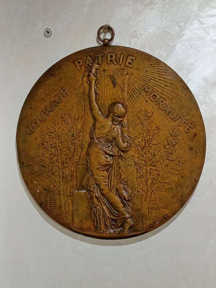 Pièce Art déco en bronze ancien 26cm
