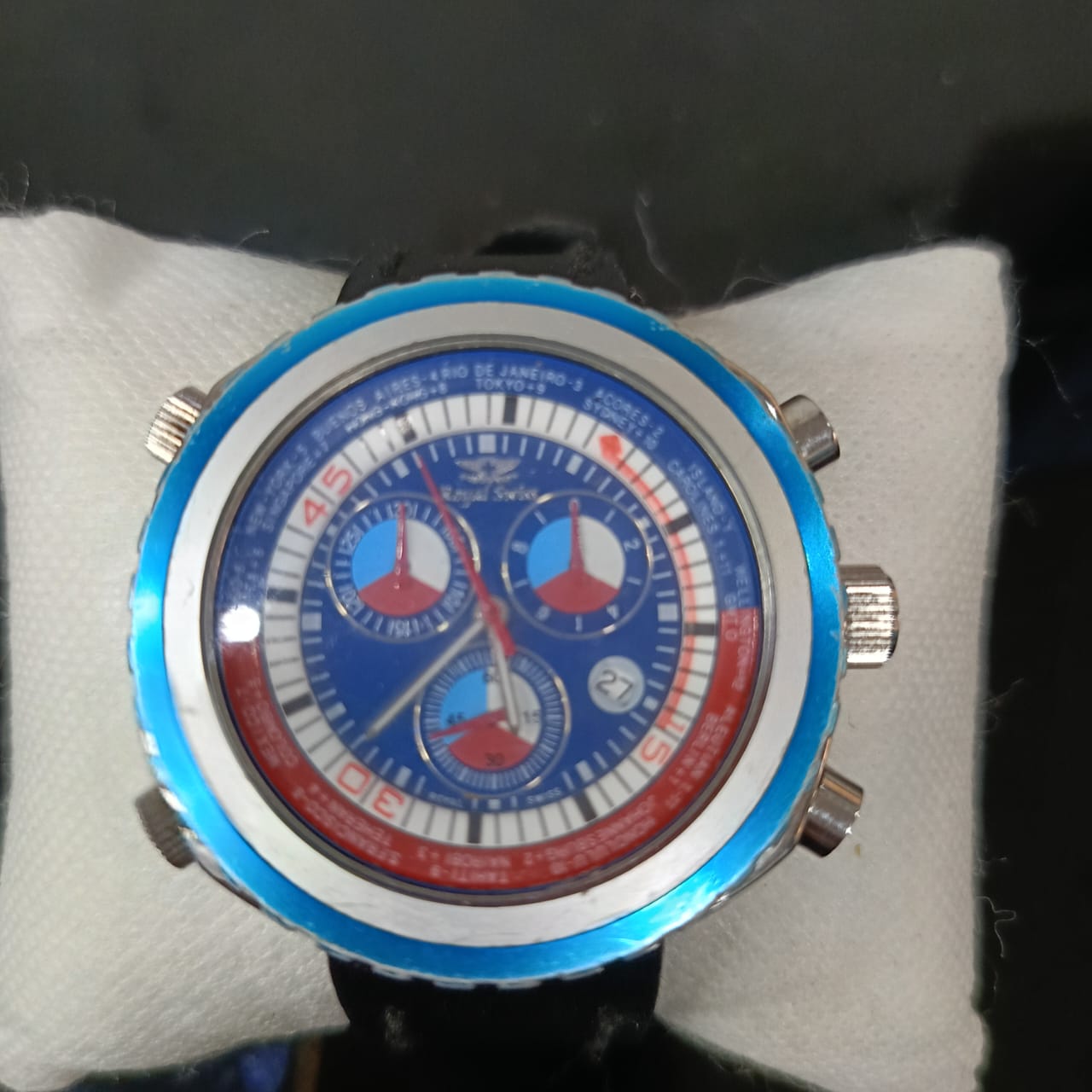 Montre royal suiss chronographe Quartz original