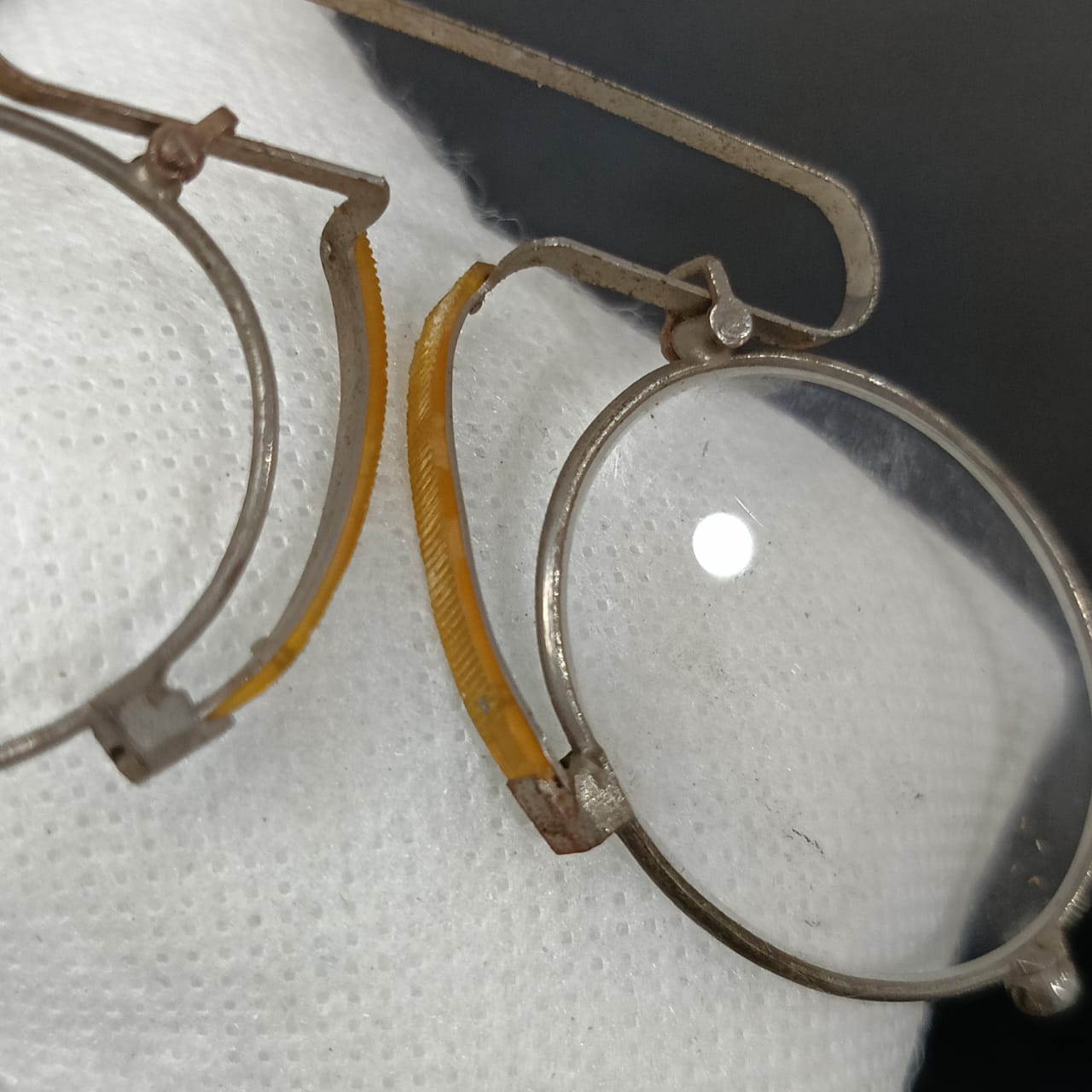 Cadre du lunette vintage original