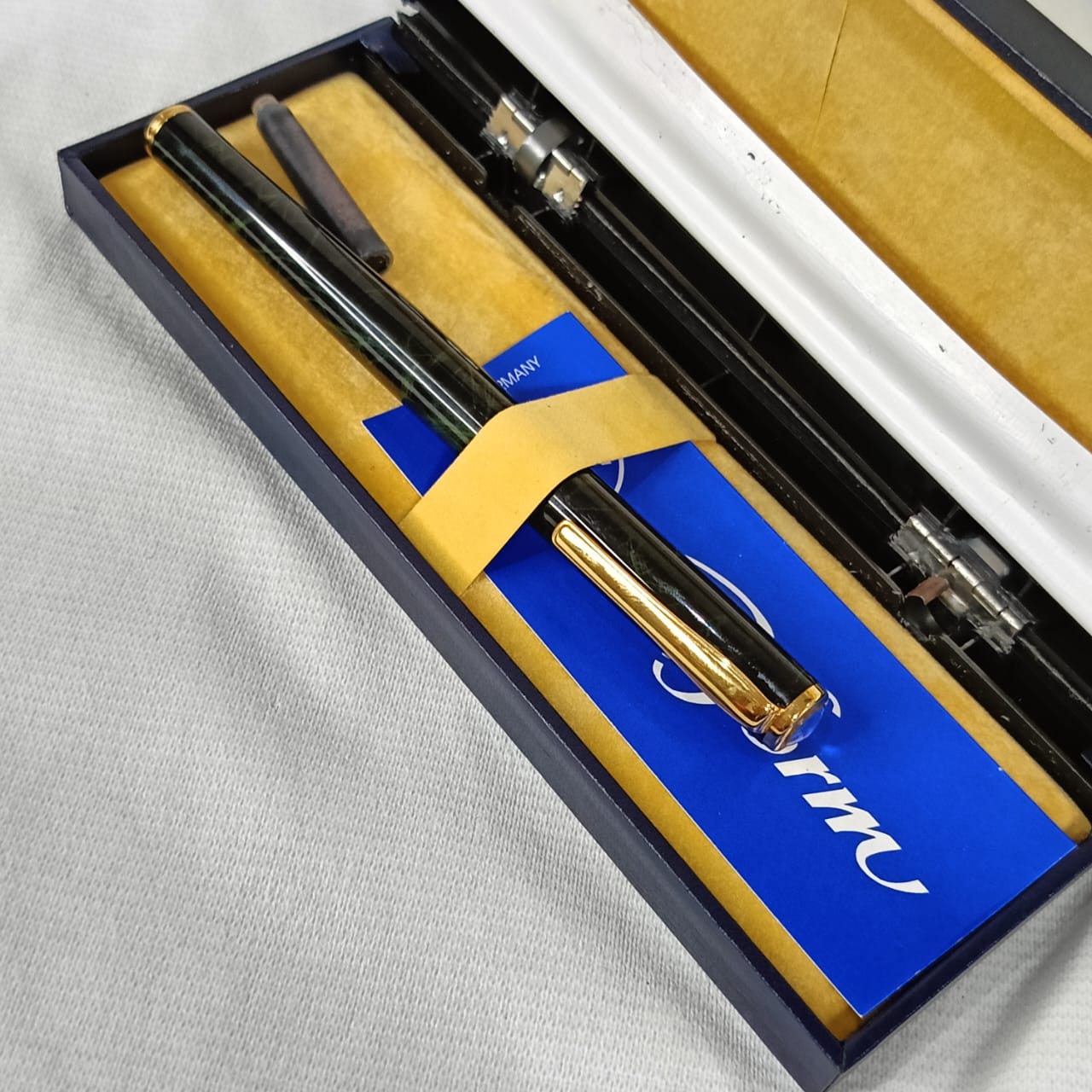 Stylo plume reform en plaqué or vintage original