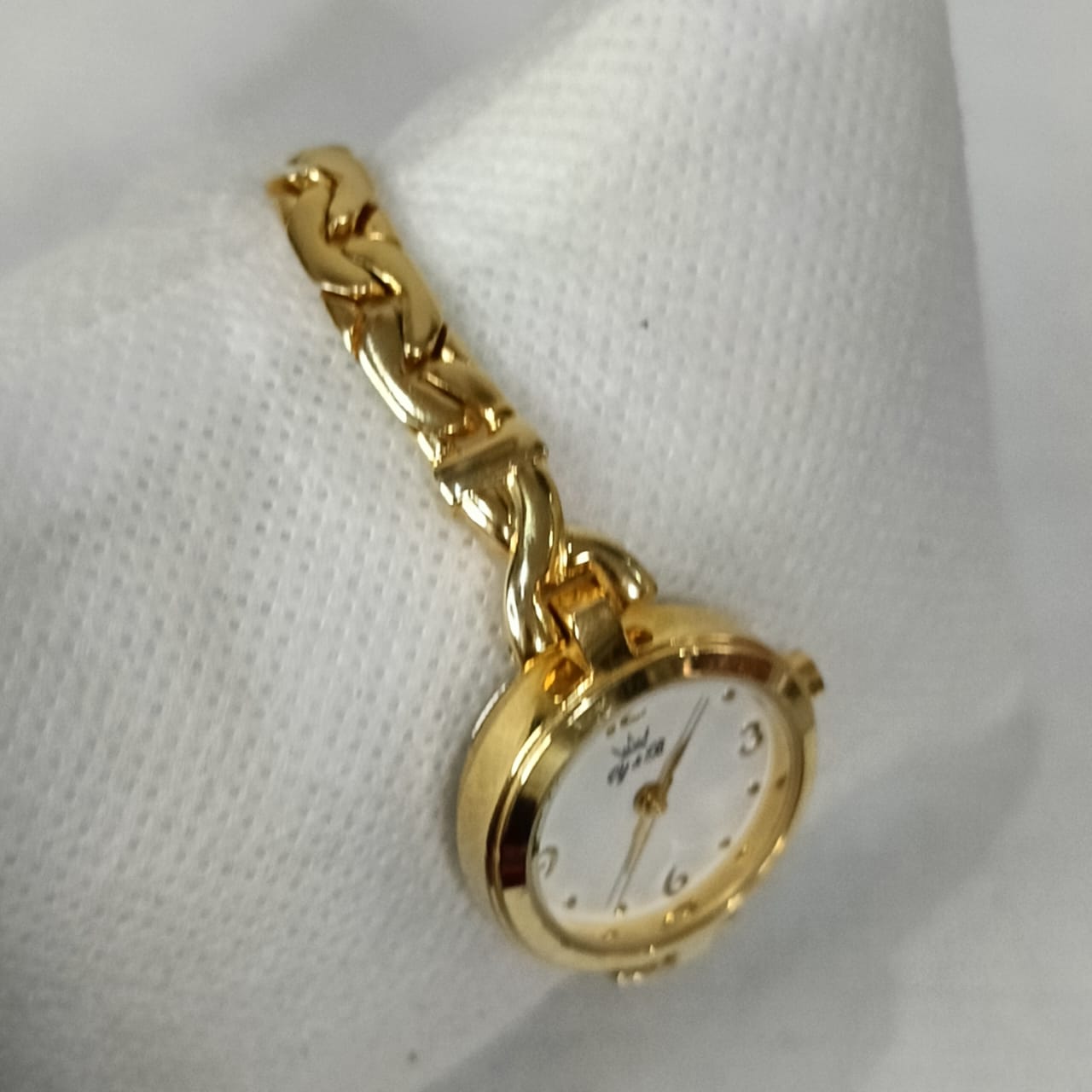Montre quartz femme original en plaqué or
