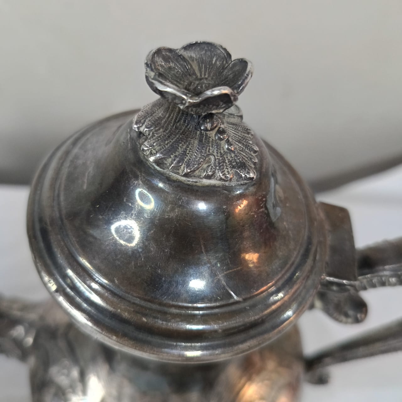 سرفيس عتيق تغليف فضة قوي