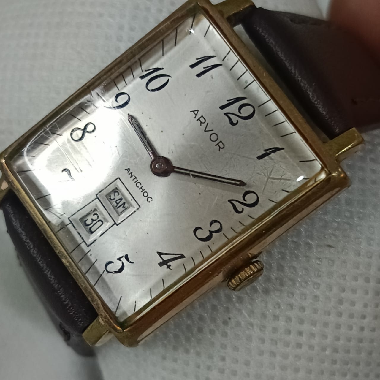 Montre arvor mécanique vintage original