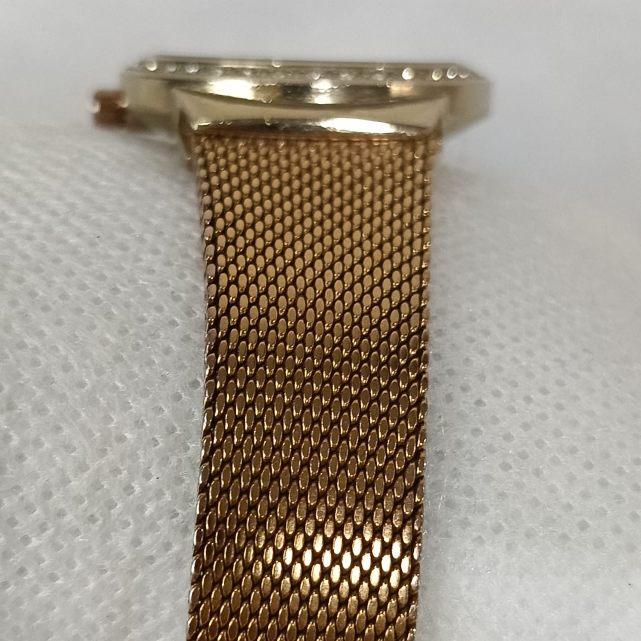 Montre naviforce femme original Quartz