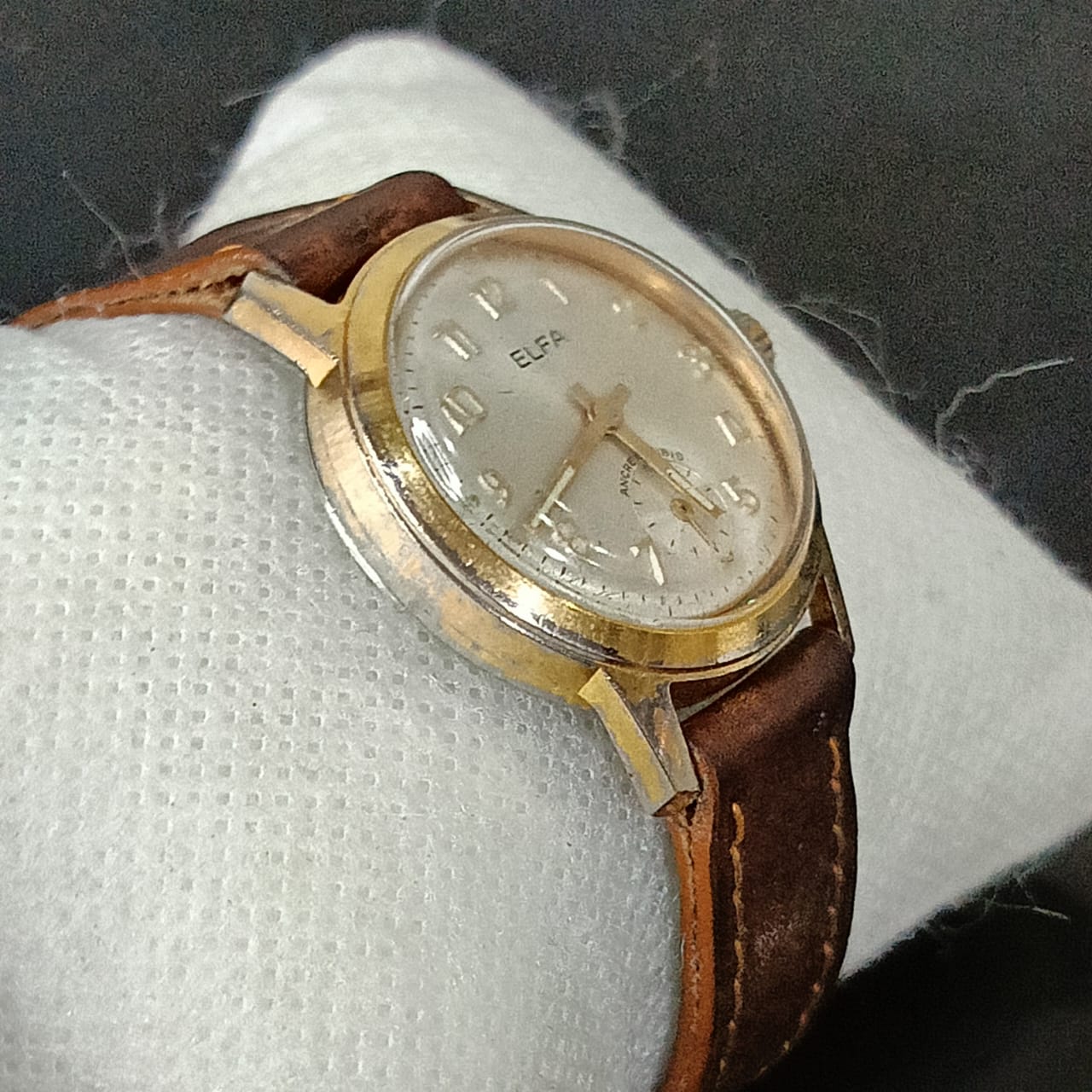 Montre elfa mécanique vintage original en plaqué or