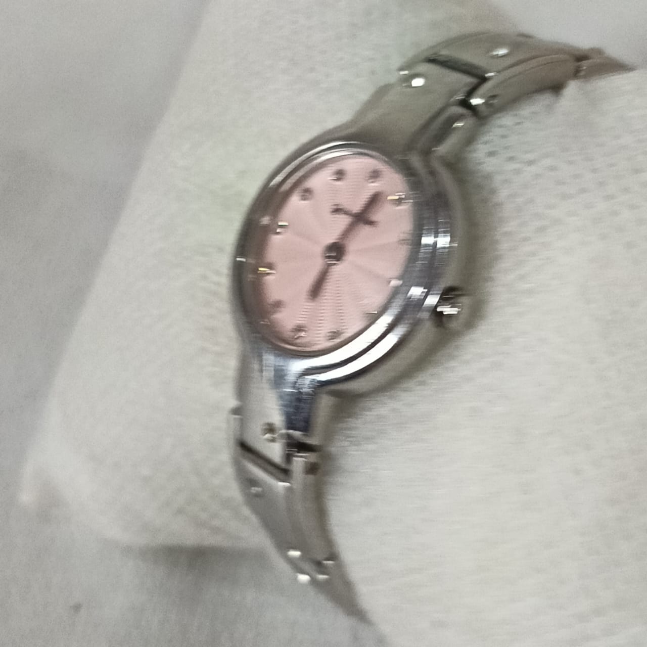 Montre quantième femme original Quartz